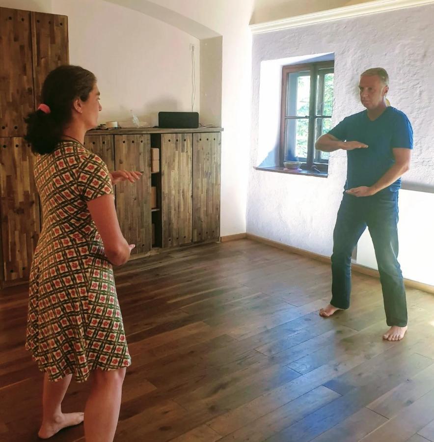 Tauglerei Doppelzimmer Bergamotte Sankt Koloman Luaran gambar