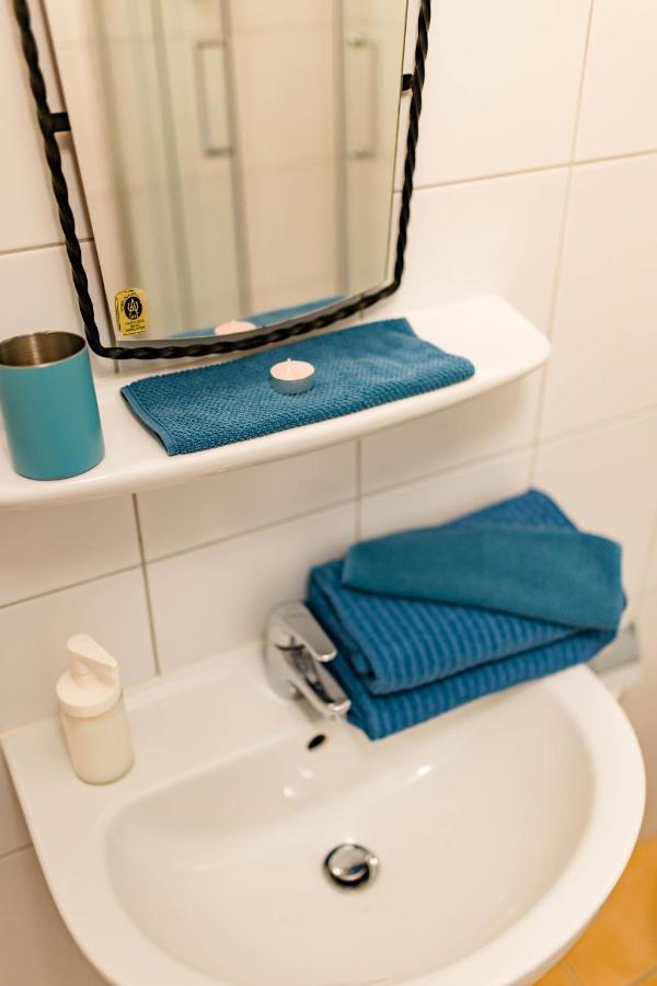 Tauglerei Doppelzimmer Bergamotte Sankt Koloman Luaran gambar
